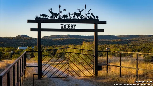 7702 ranch road 965 Llano, TX 78643